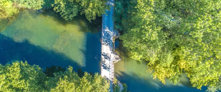 L'itinéraire de La Flow Vélo, passerelle sur la Charente à Jarnac