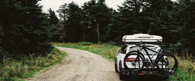 Rack à vélo sur voiture