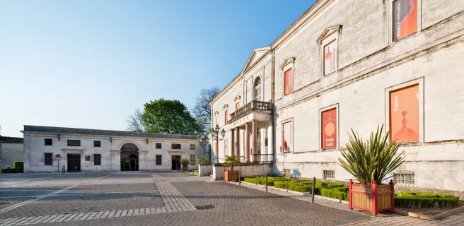 MAH/Maison du négociant - The Cultural Distillers