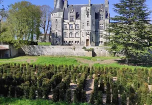 Le château de Crazannes (Charente-Maritime)